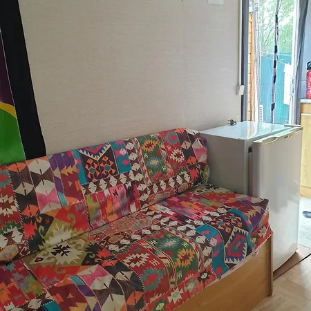 Mobil Home Chez Un Particulier Pour 1 A 4 Personnes A 800 M De La Plage De Valras Pas Dans Un Camping Serignan Exterior photo