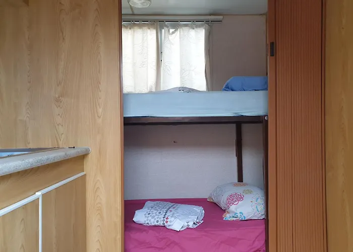 Mobil Home Chez Un Particulier Pour 1 A 4 Personnes A 800 M De La Plage De Valras Pas Dans Un Camping